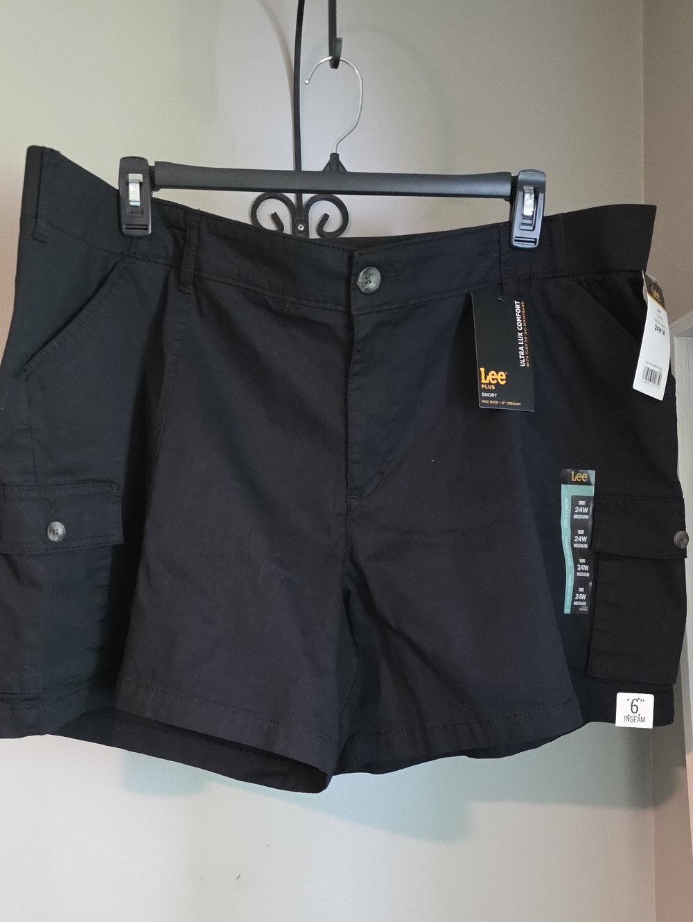 Lee Plus Black Shorts Size 24W NWT